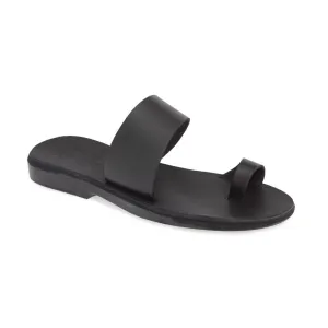 Abra - Leather Toe Loop Sandal | Black