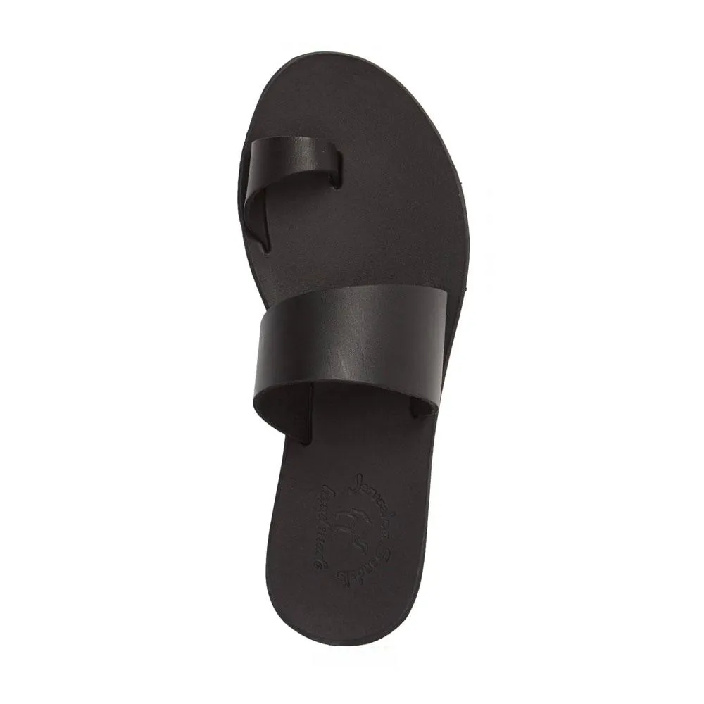 Abra - Leather Toe Loop Sandal | Black